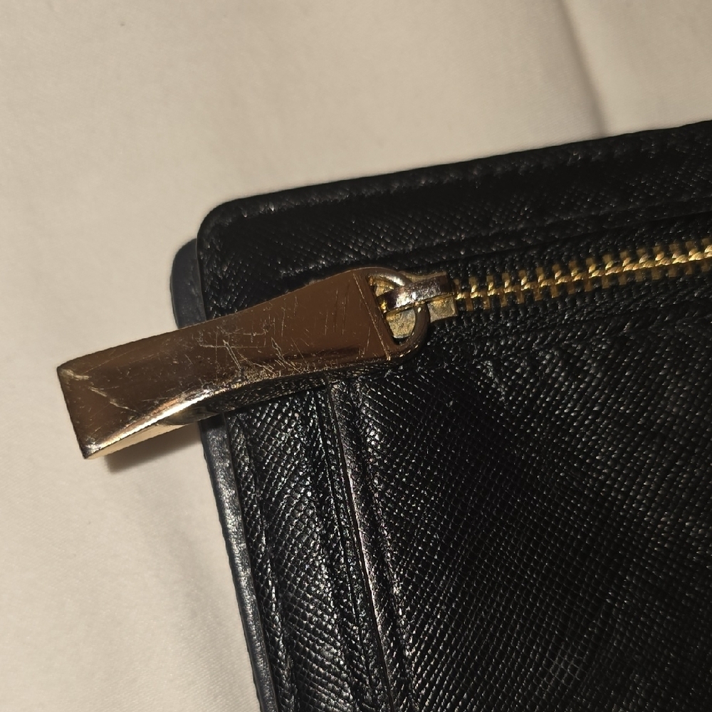 kate spade Black Leather Zip Coin Pouch with Polka Dot Lining - Picture 5 of 6